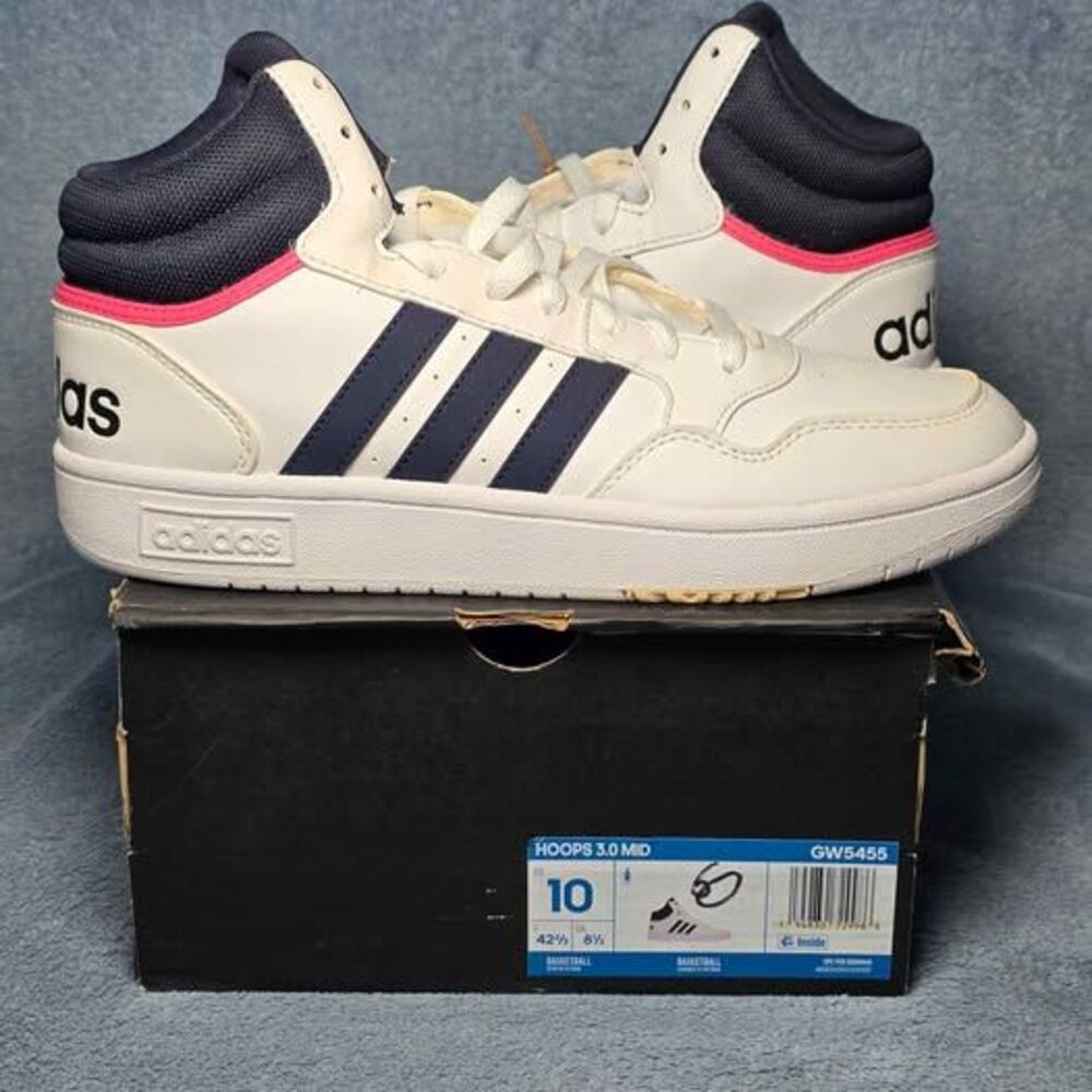 New Adidas Hoops 3.0 Mid Sneakers Womens Size 10 or Mens Size 9